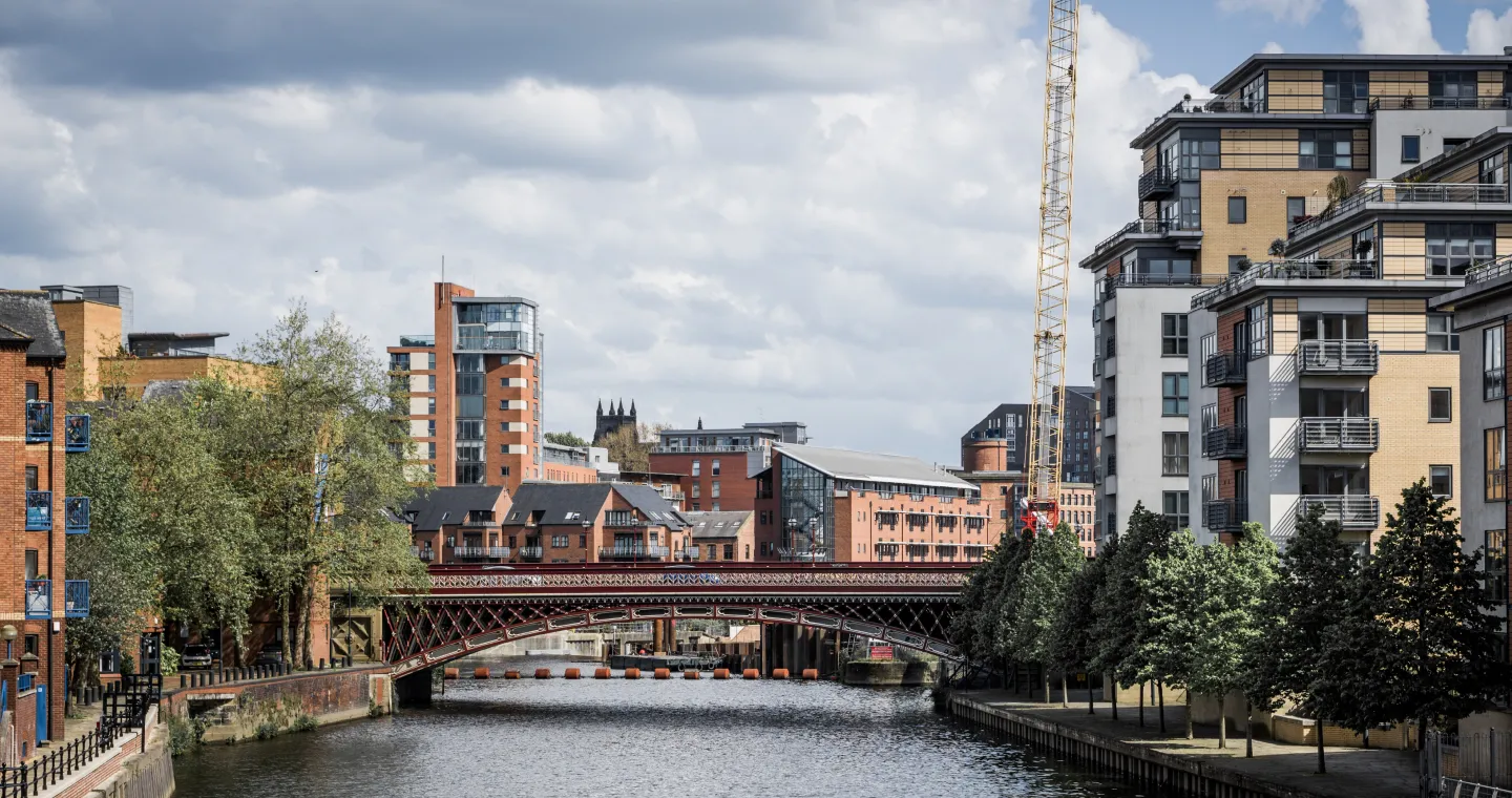 How to Get from Leeds to Manchester Airport
